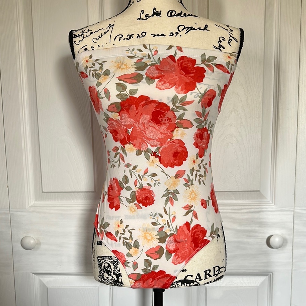 Floral Strapless Top - Red and White